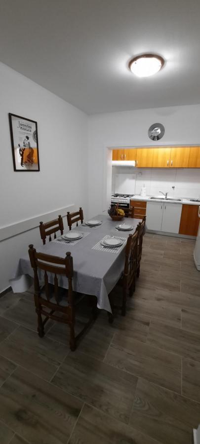 Apartmani "Alenka" Primošten المظهر الخارجي الصورة