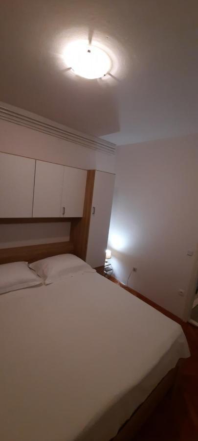 Apartmani "Alenka" Primošten المظهر الخارجي الصورة