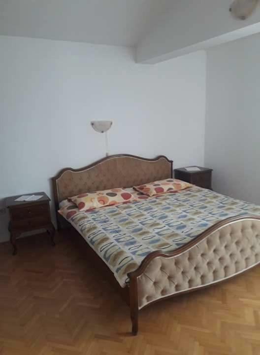 Apartmani "Alenka" Primošten المظهر الخارجي الصورة