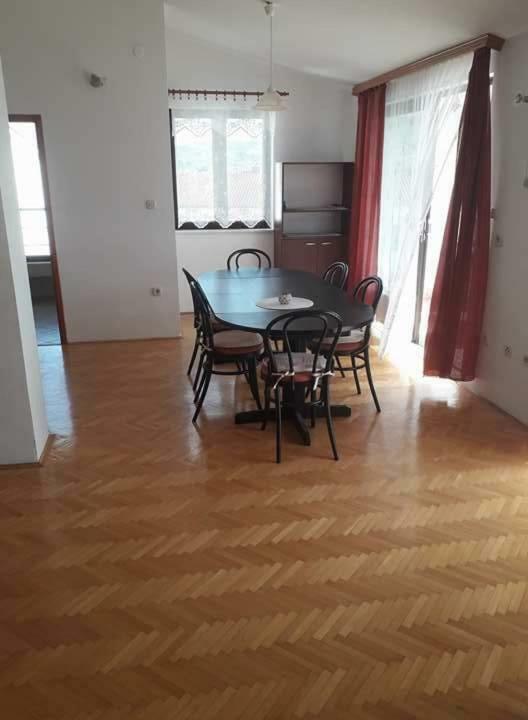 Apartmani "Alenka" Primošten المظهر الخارجي الصورة