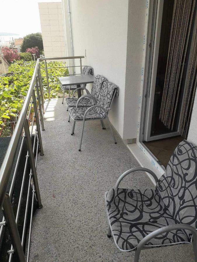 Apartmani "Alenka" Primošten المظهر الخارجي الصورة